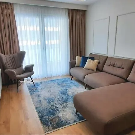Apartment Holiday Apartament *