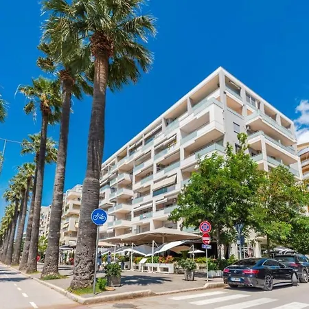 Holiday Apartament 아파트 *